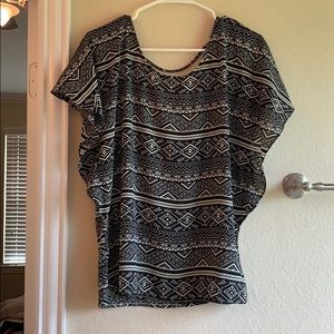 Geometric print blouse